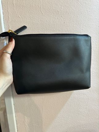 Bolso o Neceser Guess Negro