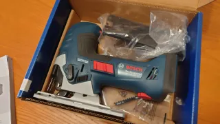 Caladora Bosch GST 18V-125 S Profesional