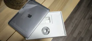 MacBook Air 13 8GB RAM 256GB SSD