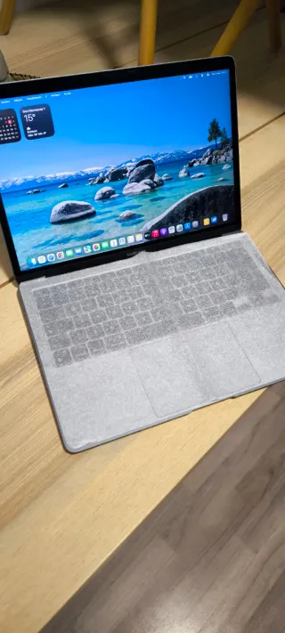 MacBook Air 13 8GB RAM 256GB SSD
