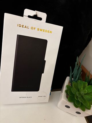 Cover iPhone 13 Pro Nera IDEAL OF SWEDEN