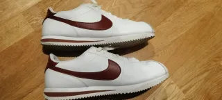 Zapatillas Nike Cortez Blancas y Rojas