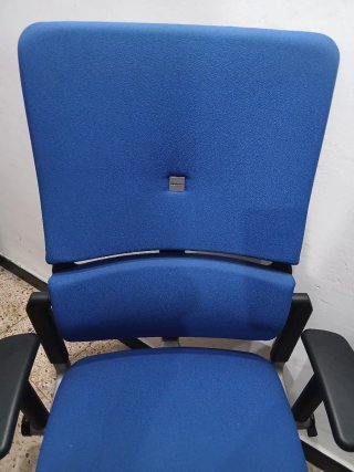 Steelcase Please: Silla giratoria ergonómica azul☀