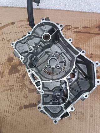 Tapa motor BMW C400GT C400X 2018 a 2020 alternador