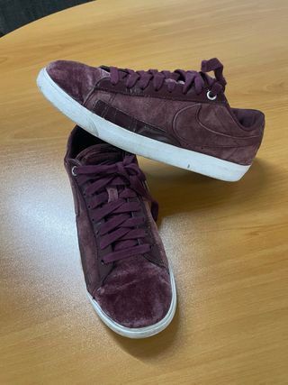 Zapatillas Nike Terciopelo Morado Talla 39