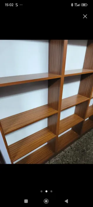 Estantería de madera modular