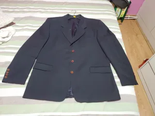 Traje de hombre negro