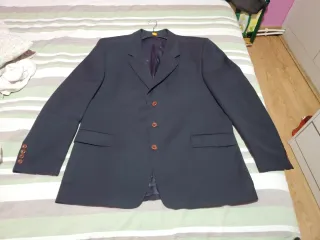 Traje de hombre negro