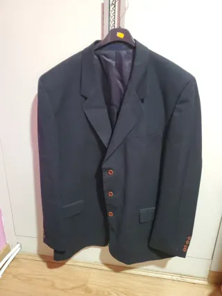 Traje de hombre negro
