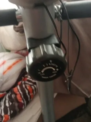 Bicicleta estática con pantalla