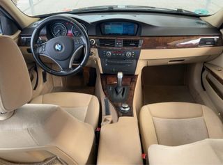 BMW Serie 3 325i “C” Nacional/xenon/pantalla/Autom