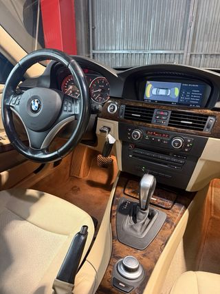 BMW Serie 3 325i “C” Nacional/xenon/pantalla/Autom