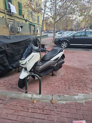 Moto Yamaha NMAX 125 Blanca 2024