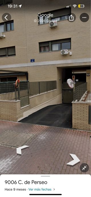 Plaza garaje para coche o moto calle perseo 31-33