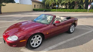 Jaguar XK8 1999