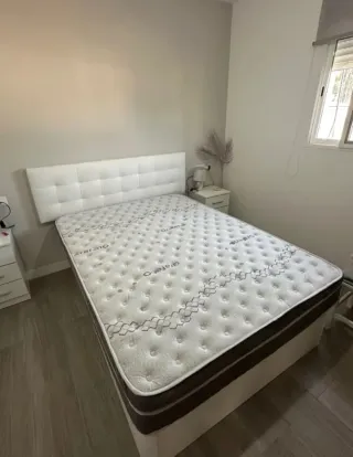 Canapés y colchones nuevos