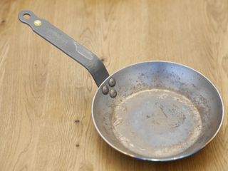 2 Sartenes De Buyer Hierro Mineral B 20/24 cm