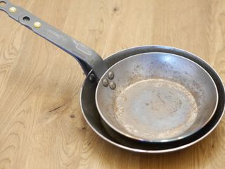 2 Sartenes De Buyer Hierro Mineral B 20/24 cm