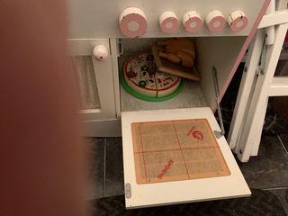 Cocinita de madera para niña