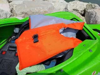 Canoa Rainbow Verde + pagaie + salvagete