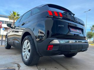 Peugeot 3008 1.5 DCI. Active.