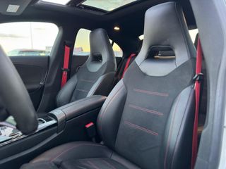 Mercedes-Benz Clase CLA 2024