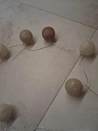 Ghirlanda luminosa beige e marrone