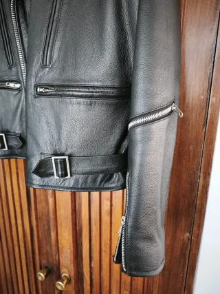 Cazadora cuero rocker negra talla L