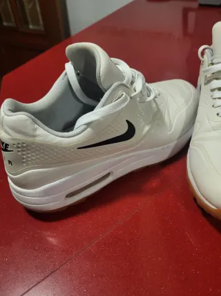 Nike Air Max 1 Blancas y Negras