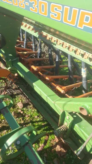 Sembradora de cereal Amazone ED30