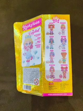 Kookyloos Golden Gala Muñeca. Crystal
