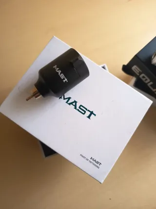 Máquina de tatuar Equaliser Proton y batería Mast