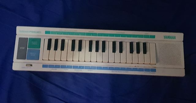 Teclado Yamaha PortaSound PS-20