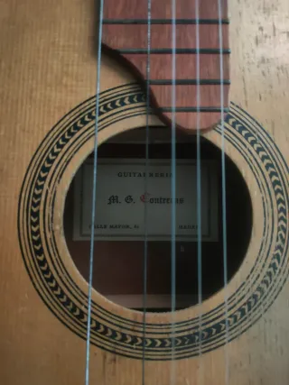 Guitarra Clásica Madera. Guitarrería MG Contreras.