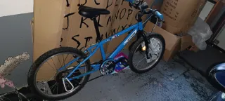 Bicicleta Decathlon 24" Azul