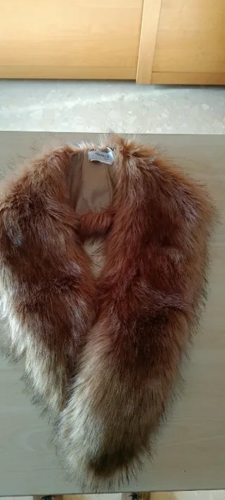 Cuello pelo sintético Fórmula Joven mujer