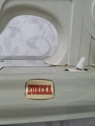 Máquina de coser infantil Anabella Eureka