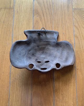 Maschera da parete in ceramica