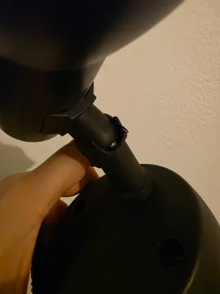 Lampada da parete nera