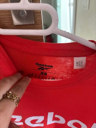 Camiseta Reebok Roja Talla S/M