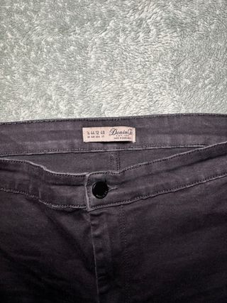 Pantalones vaqueros negros