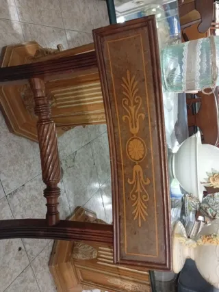 Mesa de comedor con marquetería Info742018324