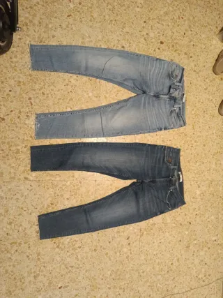 Lote Vaqueros,chaqueta y camiseta Zara Hombre Tal