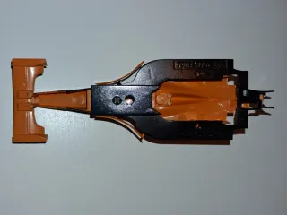 Carrocería y chasis Arrows A20