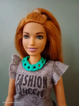 Barbie Fashionista N.84 con Accesorios