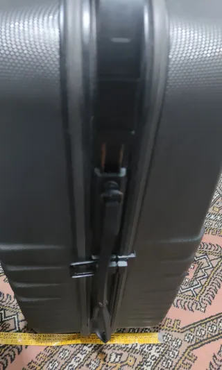 Maleta de viaje gris oscuro