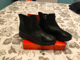 Botines T41 Fluchos Bona de Piel con Plataforma