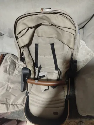 Capazo y sillita de bebé