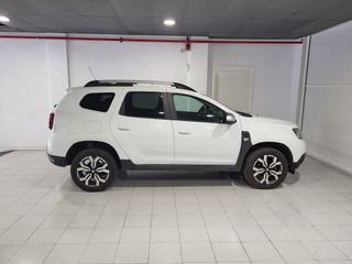 Dacia Duster 2022