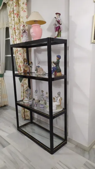 ESTANTERÍA DE ALUMINIO Y BALDAS DE CRISTAL
